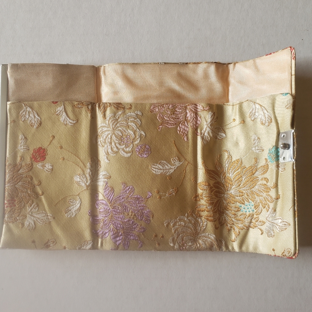 Vintage Silk Wallet - Picture 3 of 4
